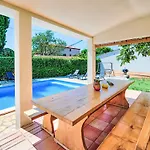 Dom wakacyjny Mit Garten- Grill Und Terrasse By Interhome Medulin