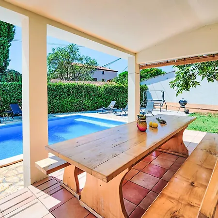 Feriehus Mit Garten- Grill Und Terrasse By Interhome Medulin